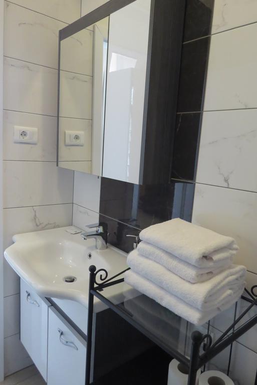 Bed And Breakfast Four Rooms Zadar Exterior foto